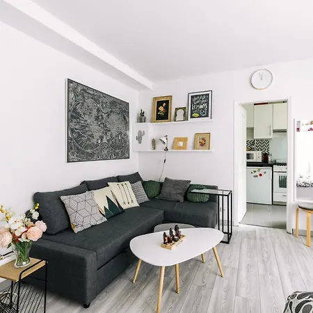 Apartment Amazing For 2 Perto De La *